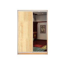 Skapis ar bīdāmām durvīm